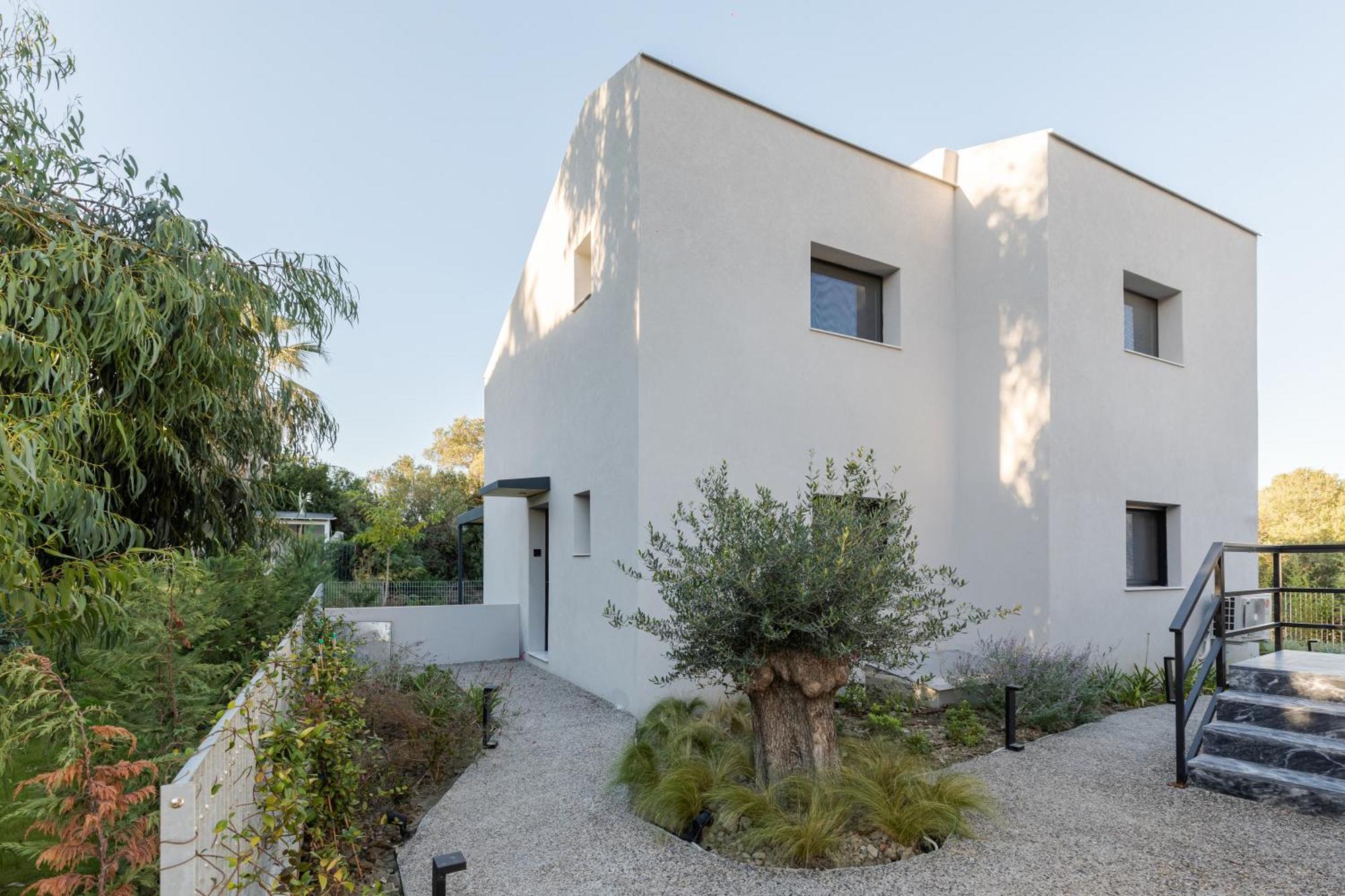 The 8 Suites Polychrono Exterior photo