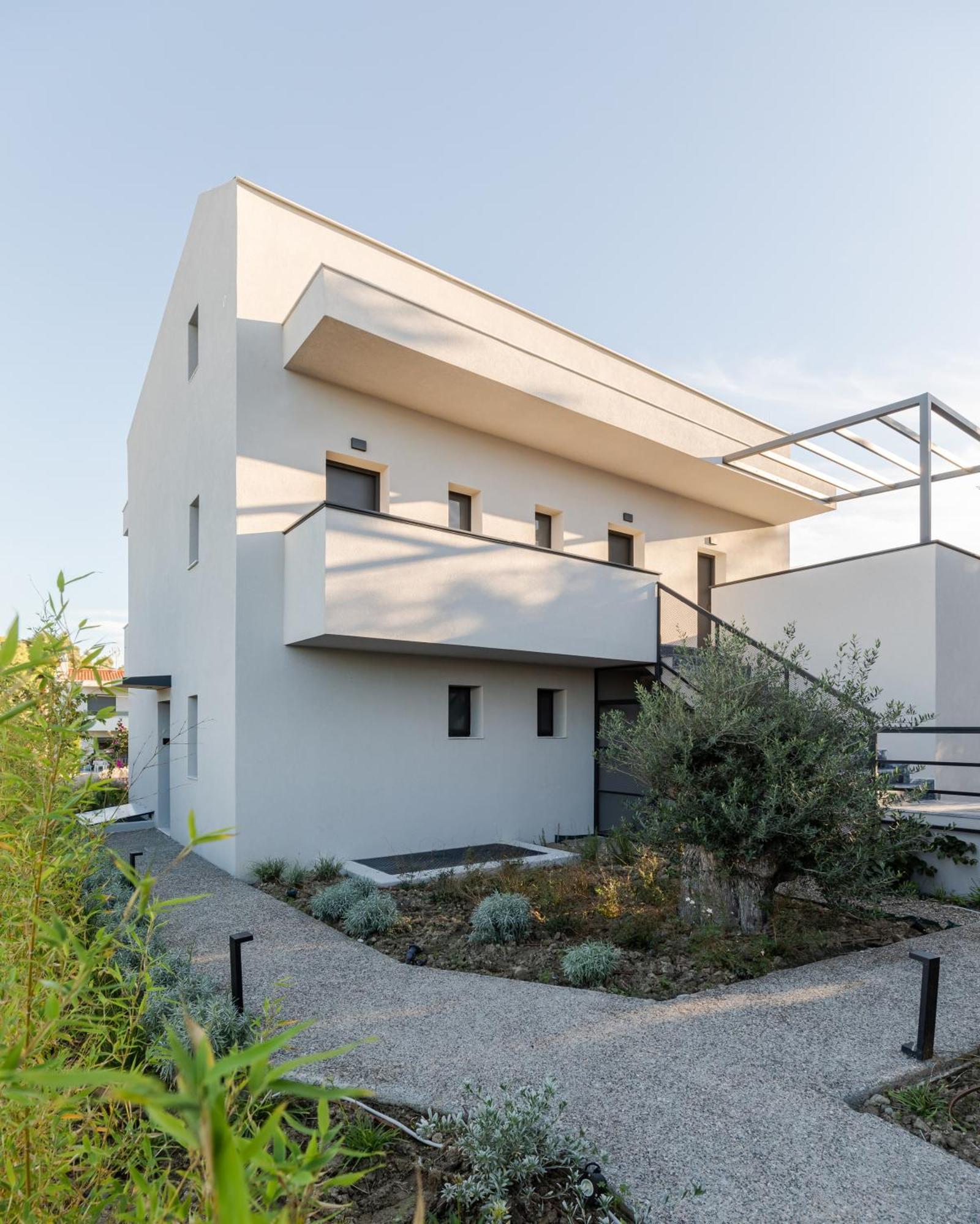 The 8 Suites Polychrono Exterior photo