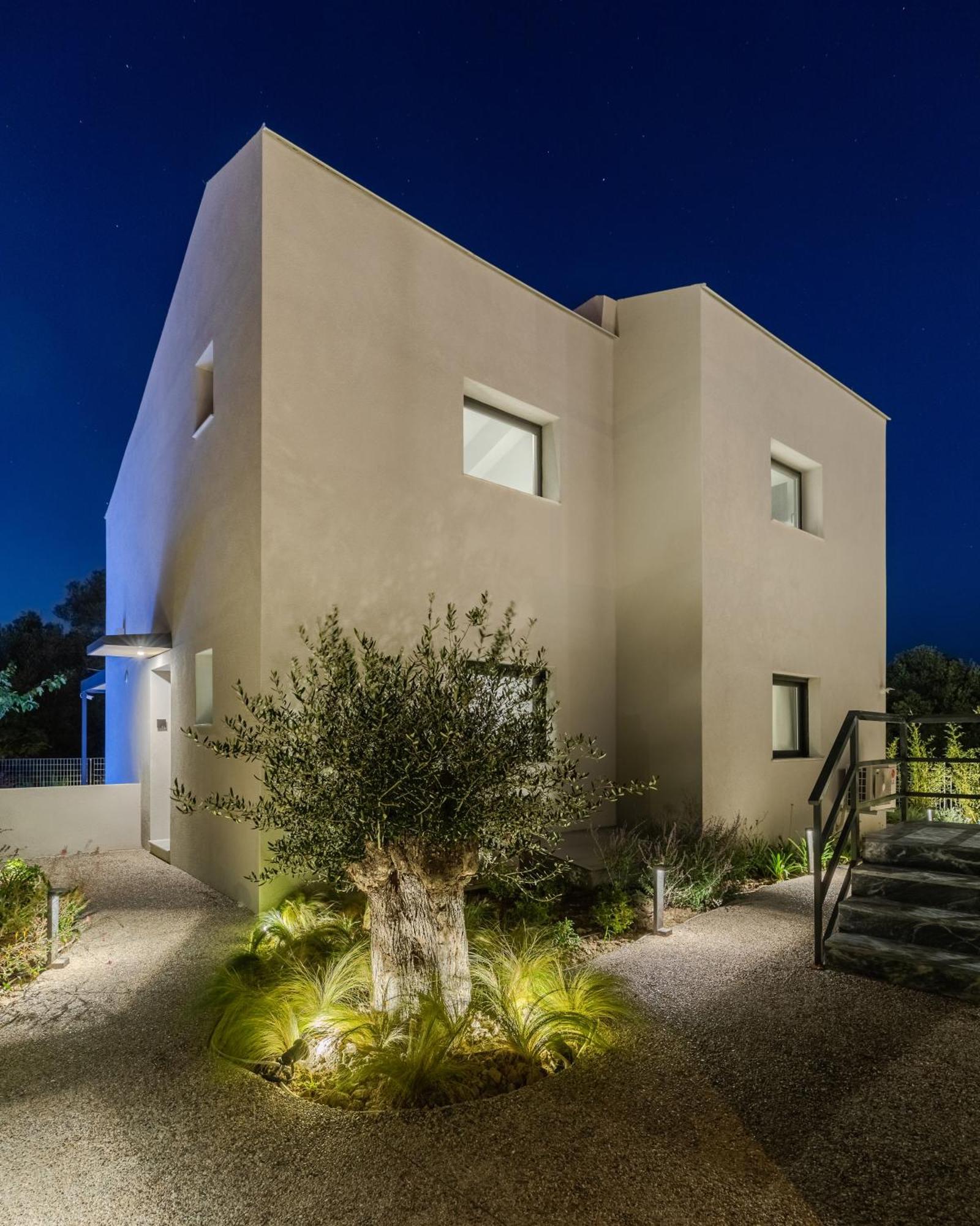 The 8 Suites Polychrono Exterior photo