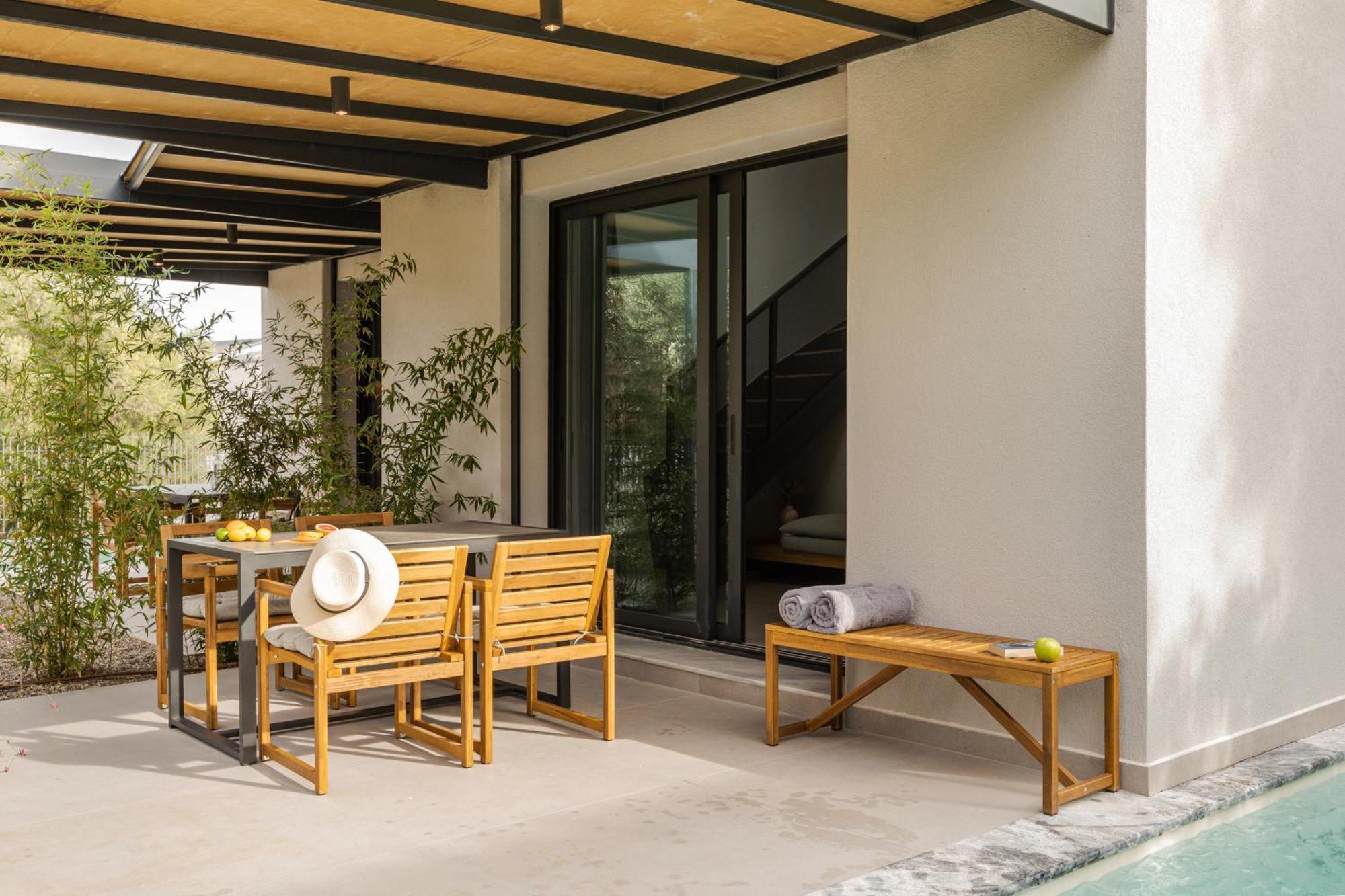 The 8 Suites Polychrono Exterior photo